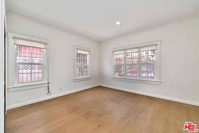 136 N Serrano Avenue, Los Angeles, CA 90004
