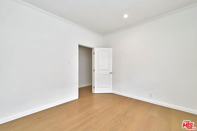 136 N Serrano Avenue, Los Angeles, CA 90004