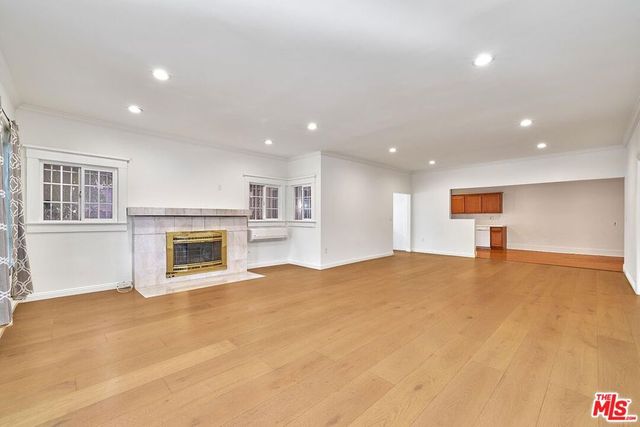 136 N Serrano Avenue, Los Angeles, CA 90004