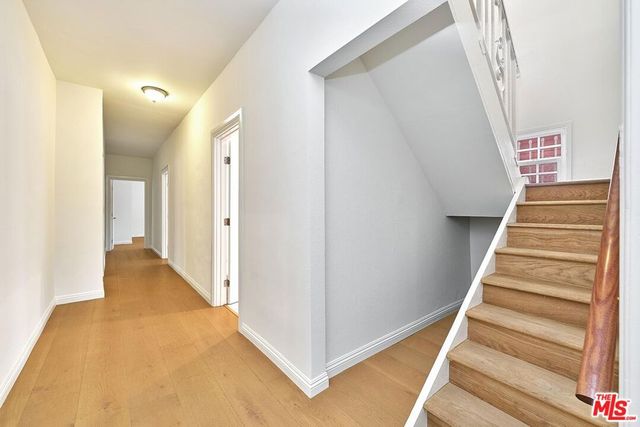 136 N Serrano Avenue, Los Angeles, CA 90004
