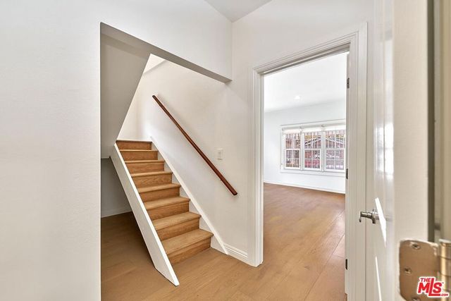 136 N Serrano Avenue, Los Angeles, CA 90004