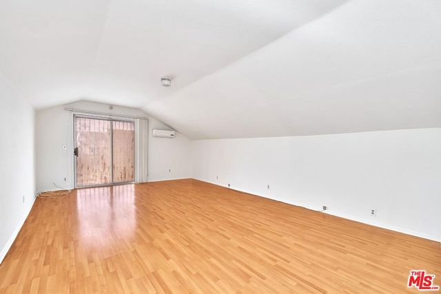 136 N Serrano Avenue, Los Angeles, CA 90004