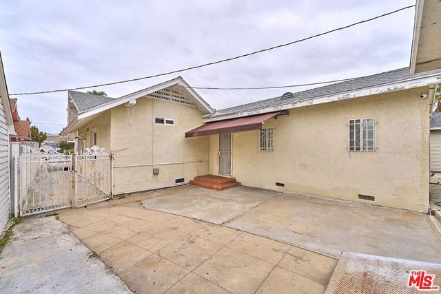 136 N Serrano Avenue, Los Angeles, CA 90004