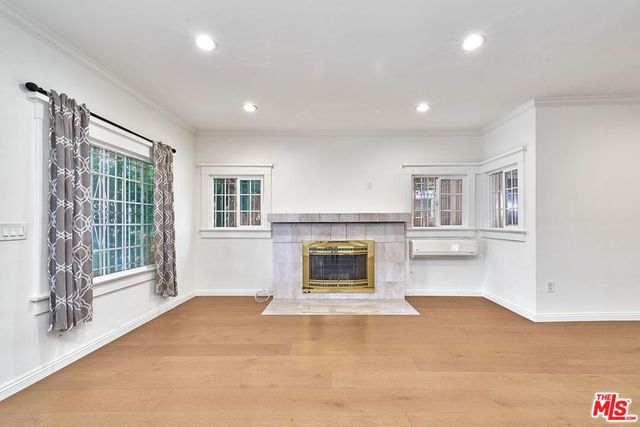 136 N Serrano Avenue, Los Angeles, CA 90004