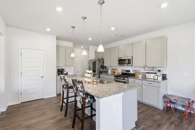 126 Hadley Way, Cartersville, GA 30120