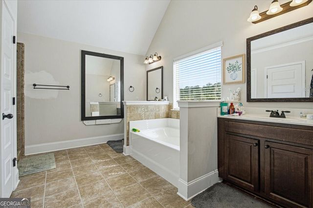 105 Shimmering Waters Lane, Fayetteville, GA 30214