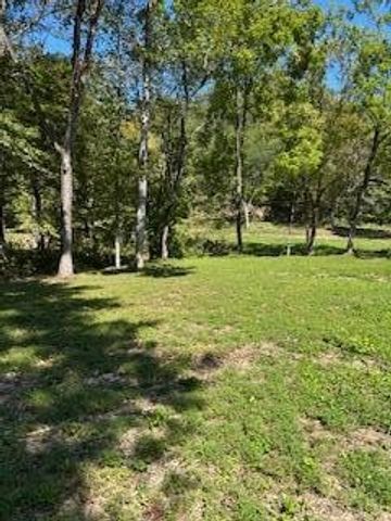 6166 Chestnut Valley Road, Vonore, TN 37885