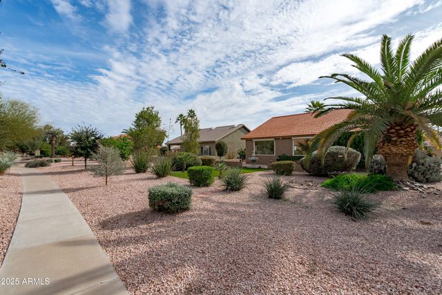 9130 E CRYSTAL Drive, Sun Lakes, AZ 85248