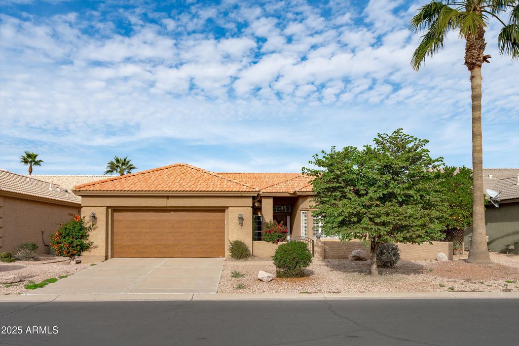 9130 E CRYSTAL Drive, Sun Lakes, AZ 85248
