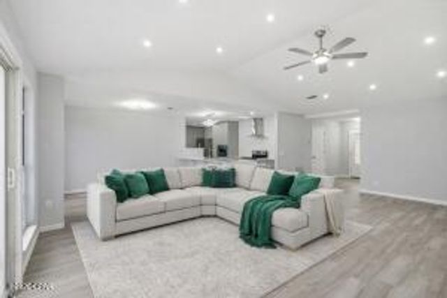 1434 Santa Anita Drive, Lynn Haven, FL 32444