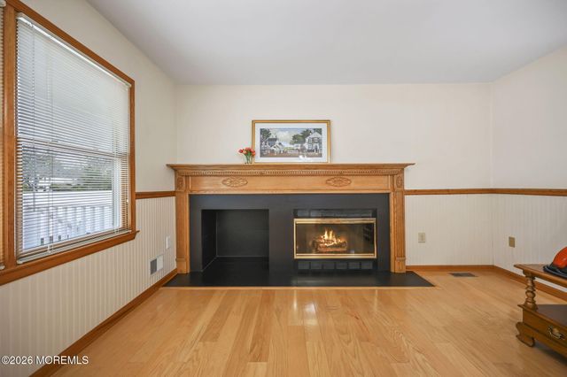 323 Adams Court, Manalapan, NJ 07726