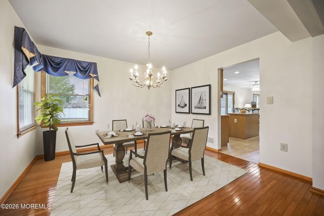 323 Adams Court, Manalapan, NJ 07726