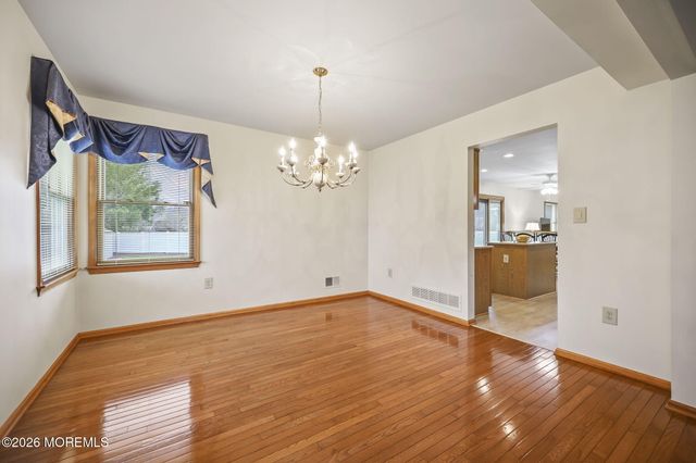 323 Adams Court, Manalapan, NJ 07726