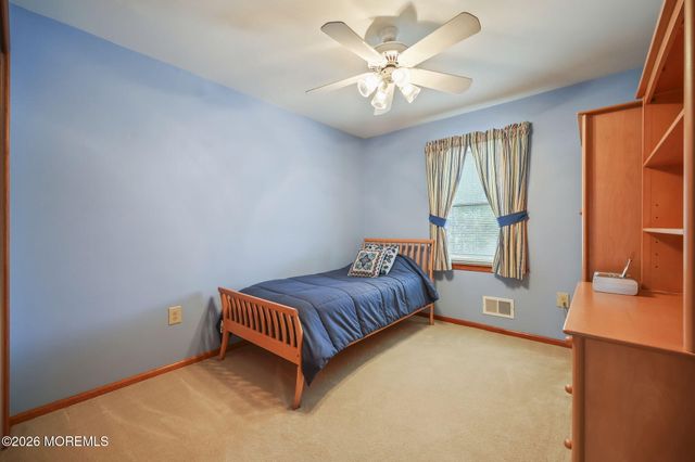 323 Adams Court, Manalapan, NJ 07726