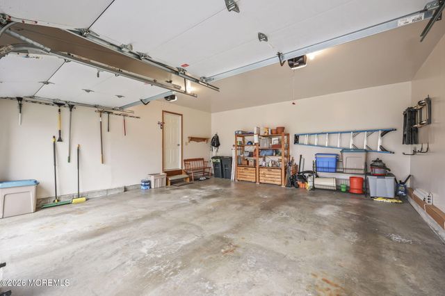 323 Adams Court, Manalapan, NJ 07726