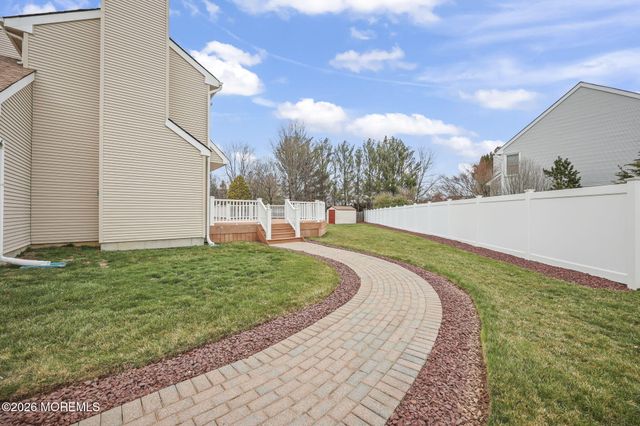 323 Adams Court, Manalapan, NJ 07726