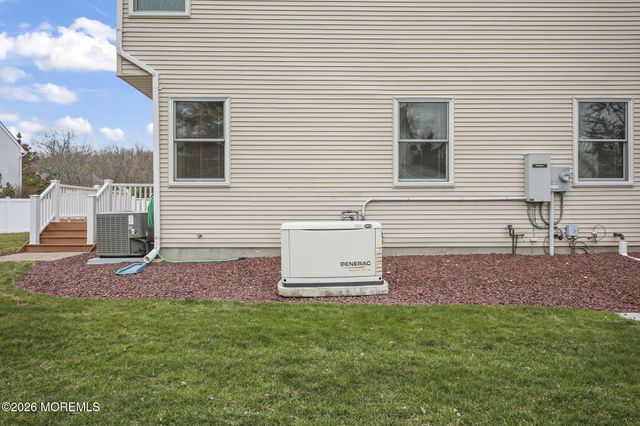 323 Adams Court, Manalapan, NJ 07726