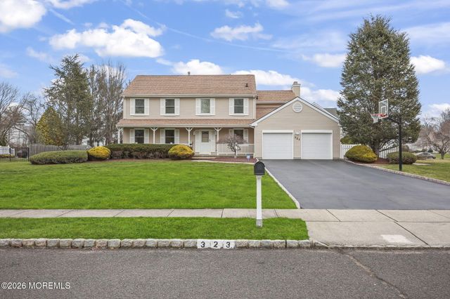 323 Adams Court, Manalapan, NJ 07726
