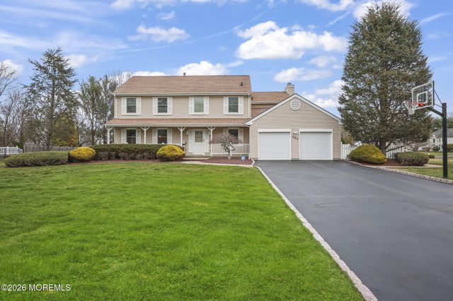 323 Adams Court, Manalapan, NJ 07726