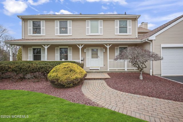 323 Adams Court, Manalapan, NJ 07726