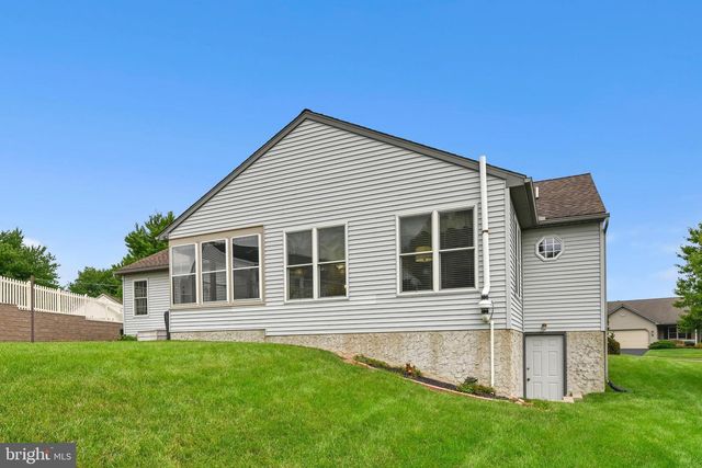 68 SPRINGHOUSE DRIVE, Myerstown, PA 17067