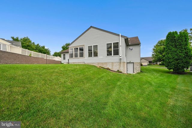 68 SPRINGHOUSE DRIVE, Myerstown, PA 17067