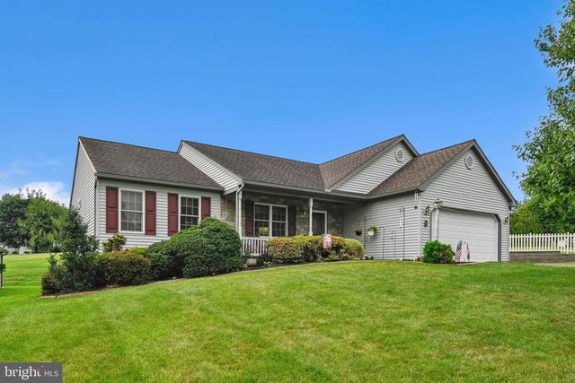 68 SPRINGHOUSE DRIVE, Myerstown, PA 17067