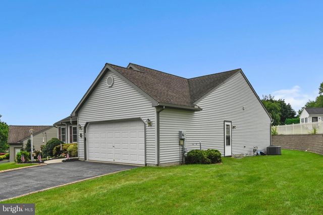 68 SPRINGHOUSE DRIVE, Myerstown, PA 17067