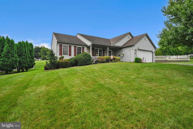 68 SPRINGHOUSE DRIVE, Myerstown, PA 17067