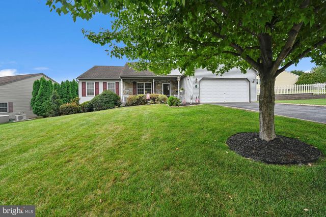 68 SPRINGHOUSE DRIVE, Myerstown, PA 17067