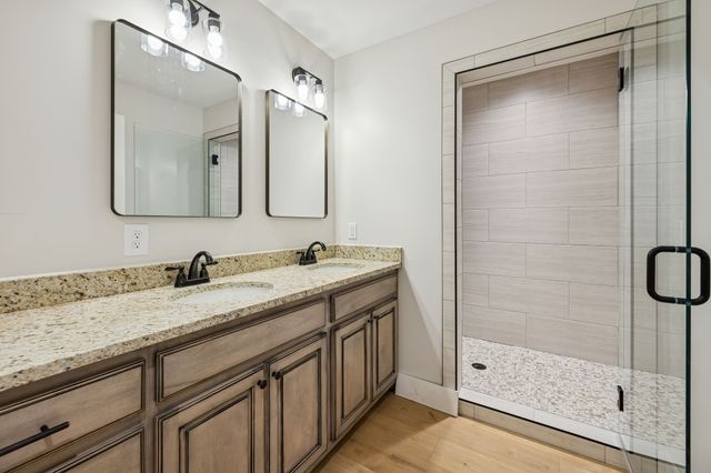 342 Leigh Anna Circle, Lafayette, TN 37083