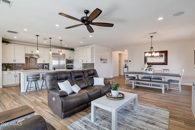 17155 W SAN MARCOS Street, Surprise, AZ 85388