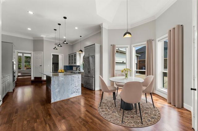 24611 W Kingscrest Circle, Spring, TX 77389