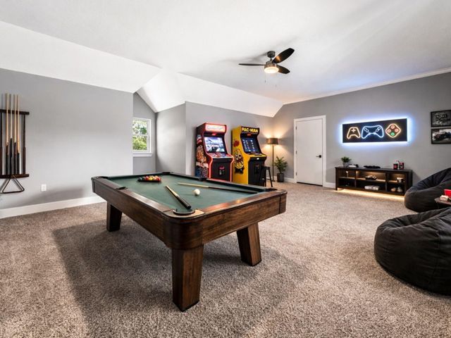 24611 W Kingscrest Circle, Spring, TX 77389