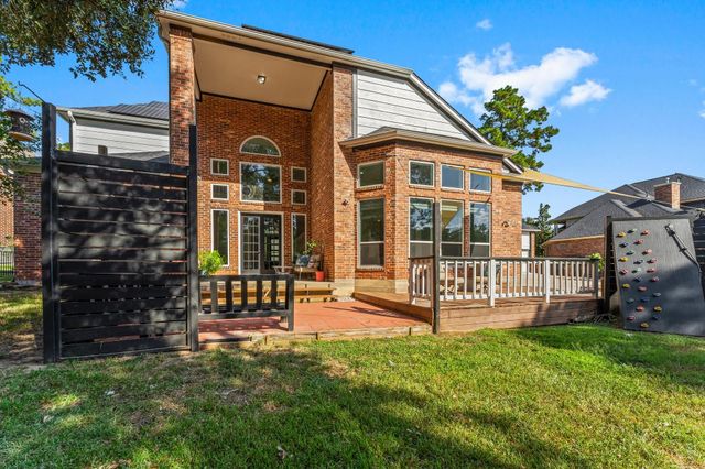 24611 W Kingscrest Circle, Spring, TX 77389