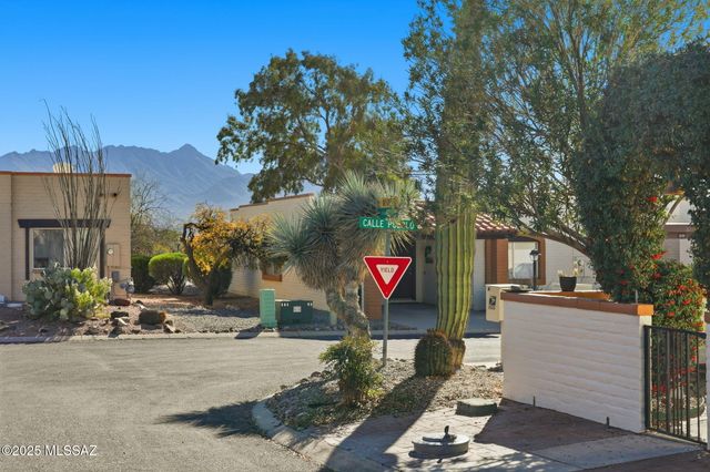 1407 Placita Apache, Green Valley, AZ 85622