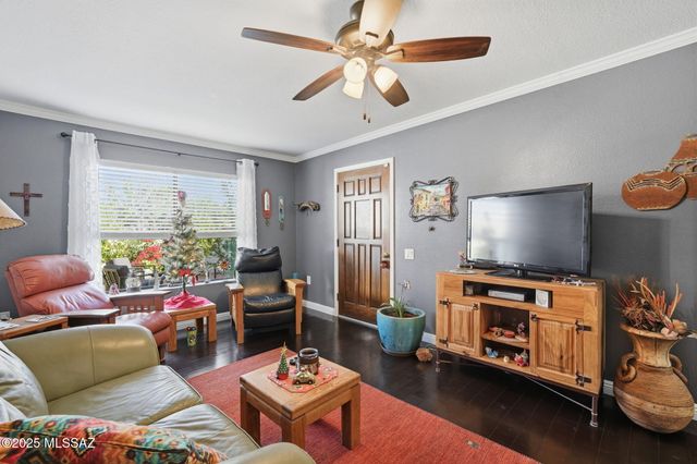 1407 Placita Apache, Green Valley, AZ 85622