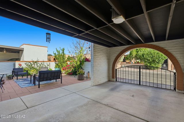 1407 Placita Apache, Green Valley, AZ 85622