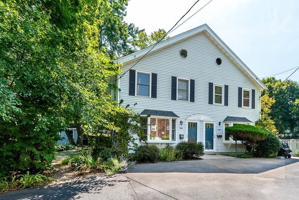 126 Child Street A, Boston, MA 02136