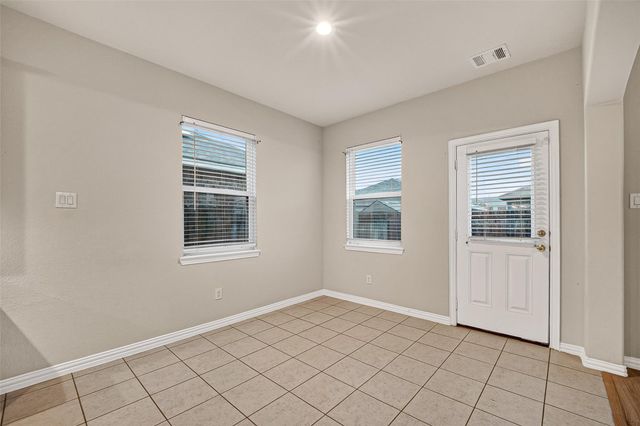 10015 Chase Court, Baytown, TX 77521