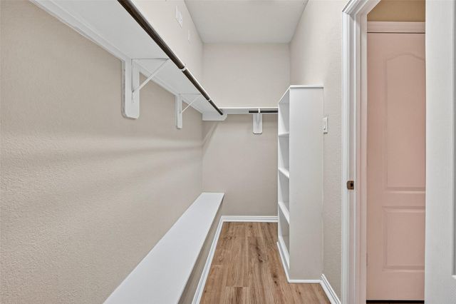 10015 Chase Court, Baytown, TX 77521