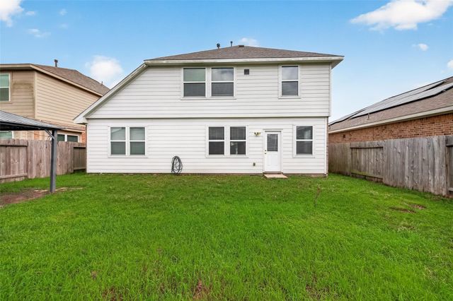 10015 Chase Court, Baytown, TX 77521