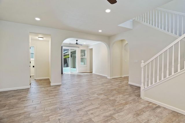 4001 Steamboat Cove Ln, Stockton, CA 95219