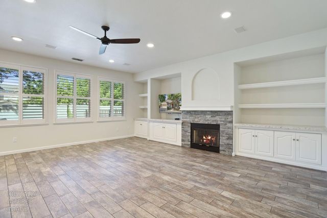 4001 Steamboat Cove Ln, Stockton, CA 95219