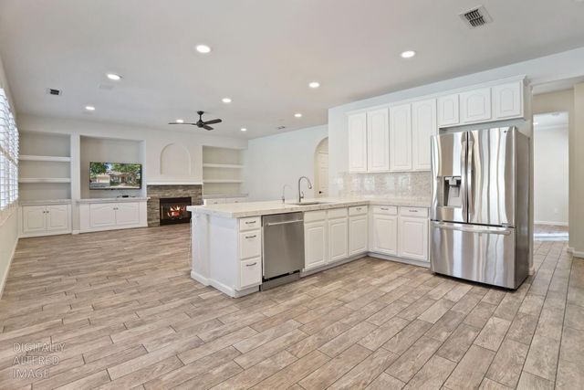 4001 Steamboat Cove Ln, Stockton, CA 95219