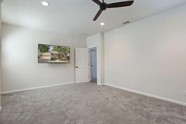 4001 Steamboat Cove Ln, Stockton, CA 95219