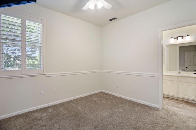 4001 Steamboat Cove Ln, Stockton, CA 95219