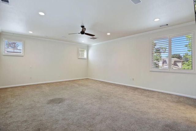 4001 Steamboat Cove Ln, Stockton, CA 95219