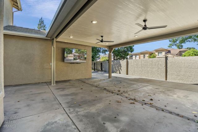 4001 Steamboat Cove Ln, Stockton, CA 95219