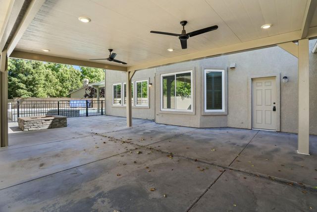 4001 Steamboat Cove Ln, Stockton, CA 95219